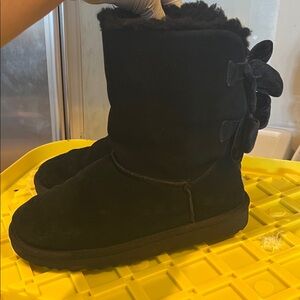 UGG Black Suede Shearling Bow Back Ankle Boots